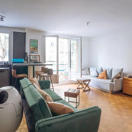 Appartamento Cosy 1bd Apart With Balcony For 4